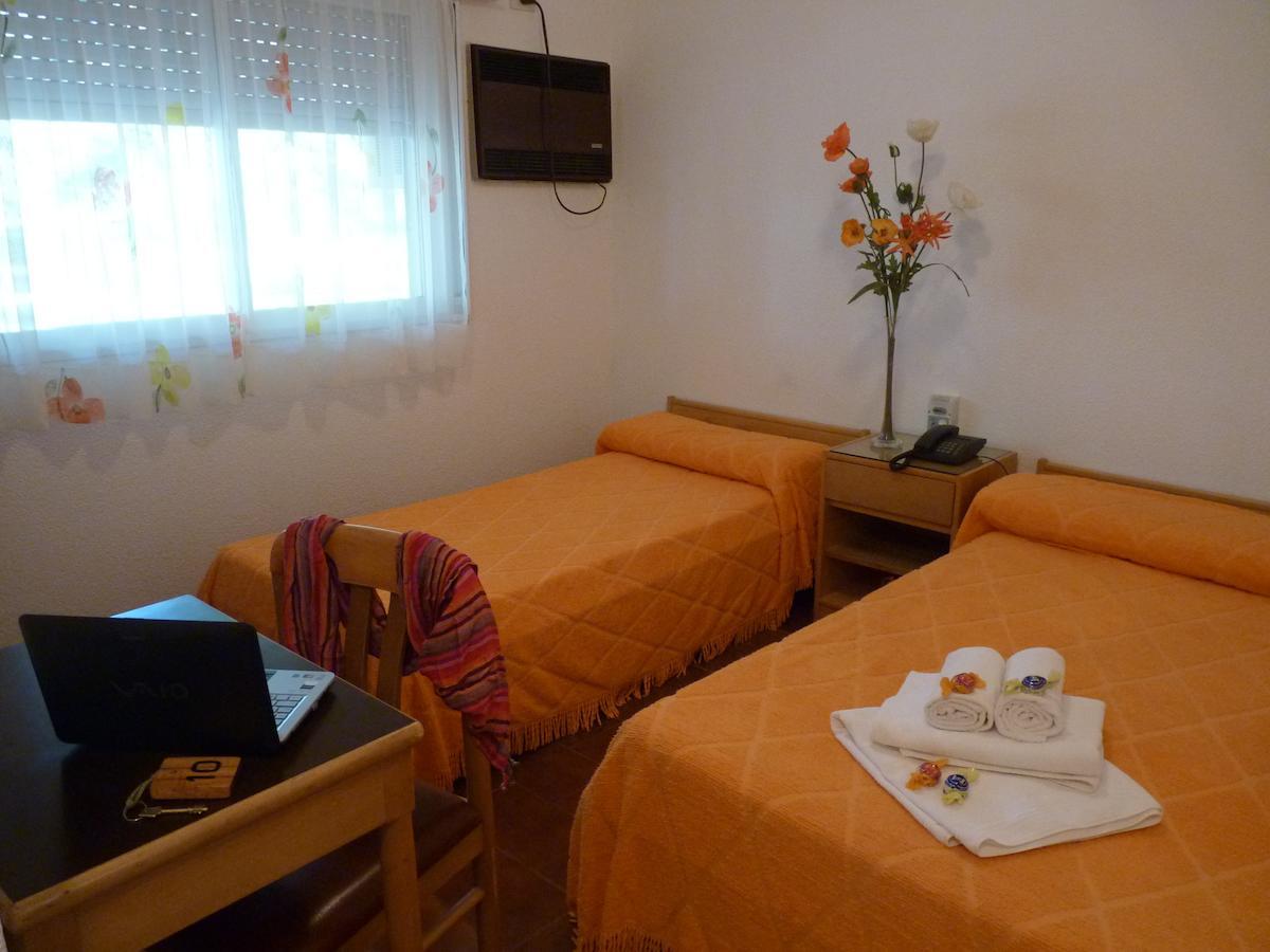 Hotel Quelu Leufu Río Colorado Quarto foto