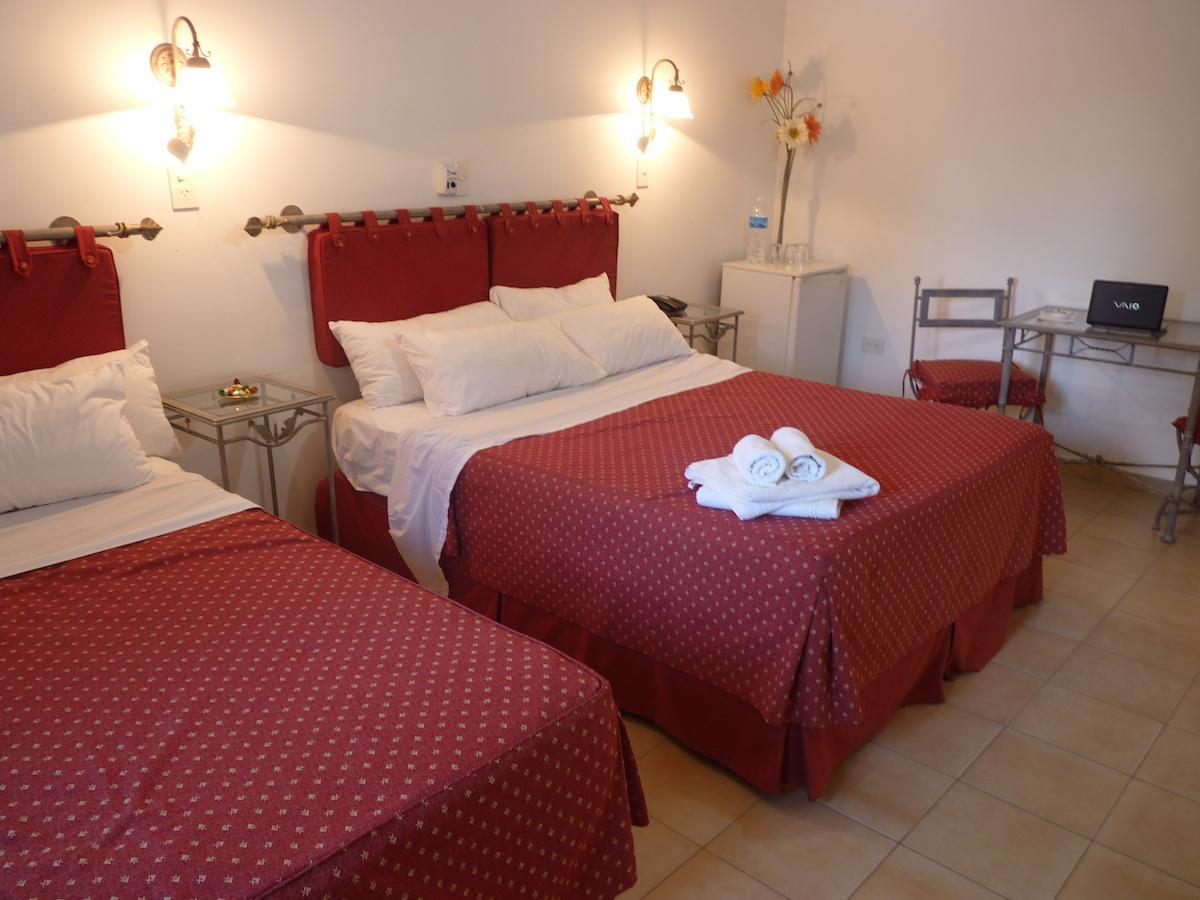 Hotel Quelu Leufu Río Colorado Quarto foto